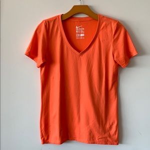 The Nike v-neck Tee